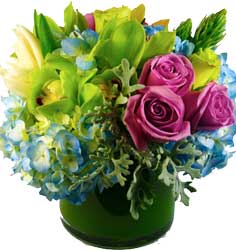 ABC Flowers st. vincent's hospital melbourne deliver v012 jude mix of roses hydrangea lilies orchids and other seasonal flowers melbourne wide 7 days a week free delivery melbourne inner suburbs